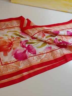 Vintage Floral Oscar De La Renta Floral Border Scarf in Pink & Red